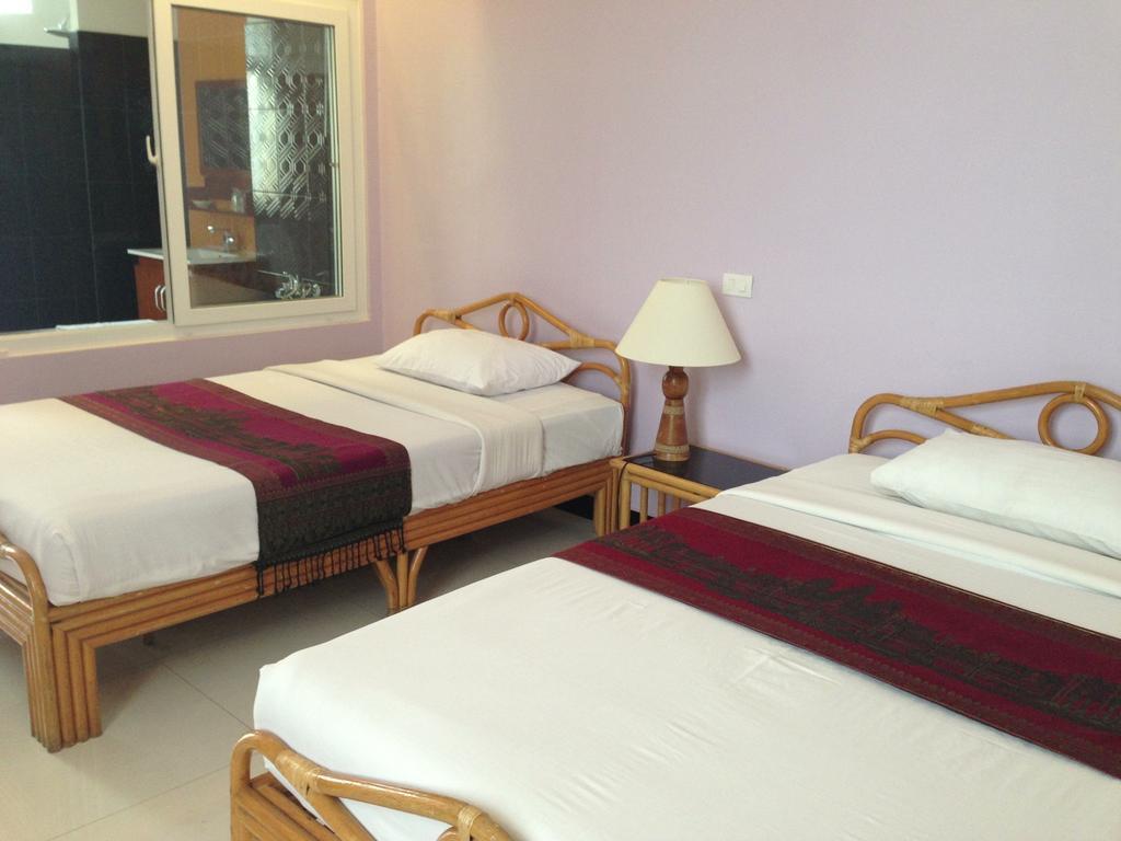 Day Inn Hotel Ban Nongdouang Kültér fotó